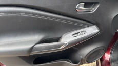 Nissan Juke 1.0 DiG-T 114 N-Connecta 5dr Petrol Hatchback